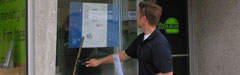 store-front-window-cleaning